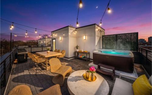 Hot Tub Fire Pit Grill Views Sleeps 24