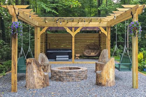 Hot Tub, Fire Pit & Patio: A-Frame Stafford Cabin