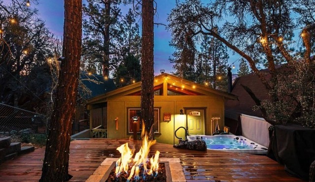 Hot Tub Fire Pit 3 Decks Amazing Views Underneath The Stars Big Bear
