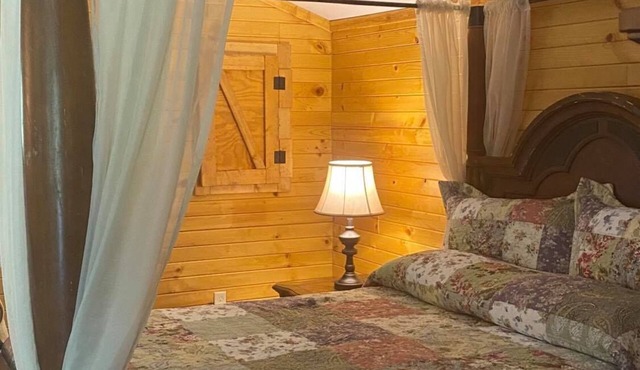 Hot Tub, Fire Ring, Charcoal Grill, Hocking Hills, Buckeye Lake, Legend Valley