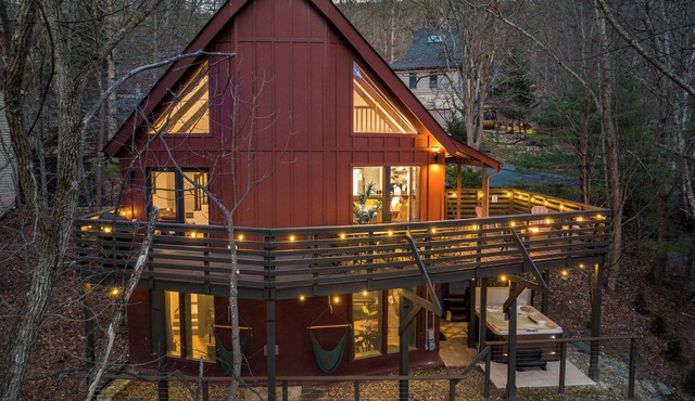 Hot Tub, Firepit, Mountain Views, Near Resort Attractions