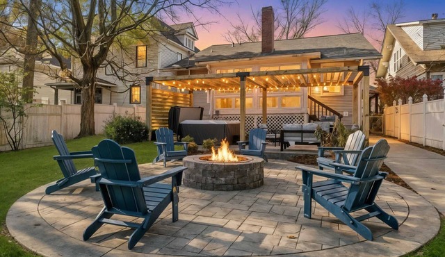 Hot Tub | Firepit | Putting Green | 5 Bedrooms