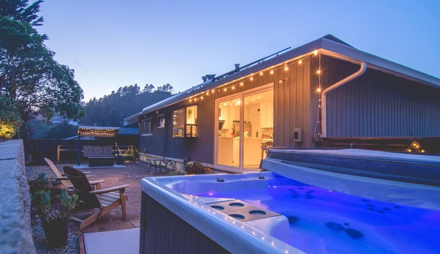 Hot Tub, Free Parking Home 20min to SF, A Hidden Gem in Pacifica