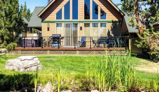 Hot Tub, full resort access, Golf!