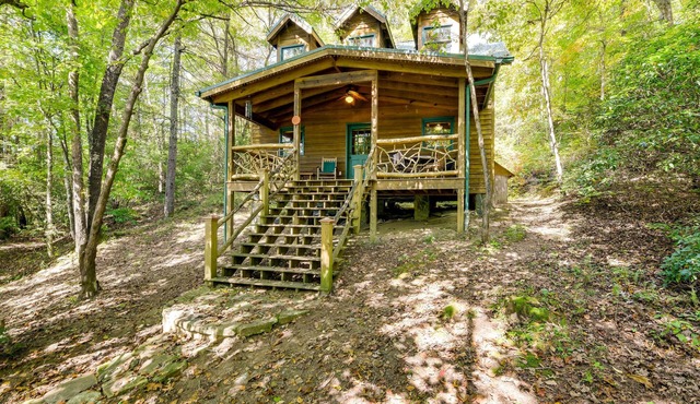 Hot Tub + Furnished Porch: Balsam Grove Cabin
