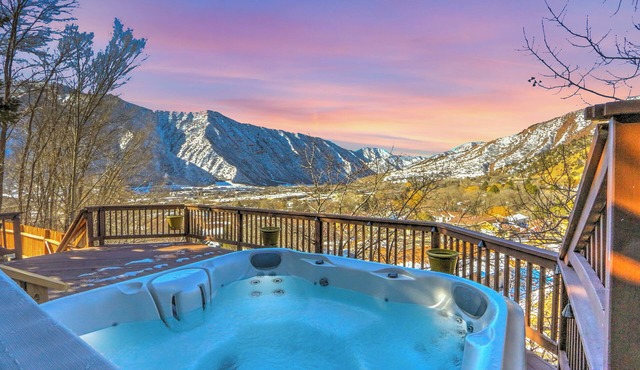 Hot Tub, Game Room w/Mountain Views Near Town