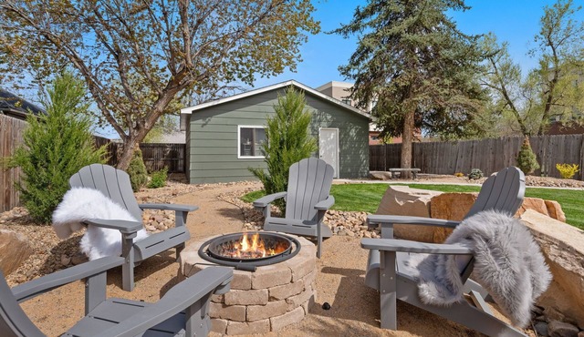 Hot Tub Hideout | Old Town’s Best Group Stay