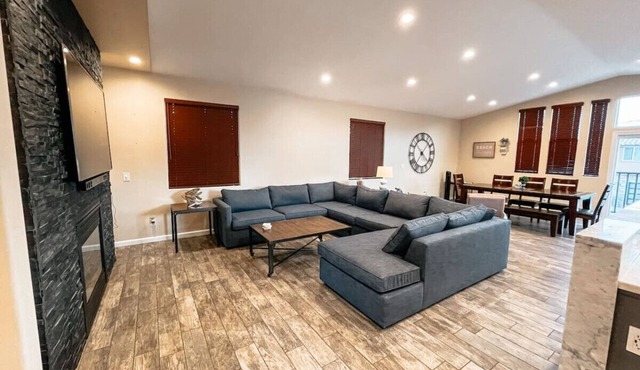 Hot Tub - Just Steps to the Beach - Sleeps 12!