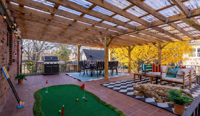 Hot Tub & Karaoke & Game Room & Sleeps 14