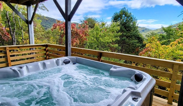 Hot tub Mountain Views No Cleaning Fee