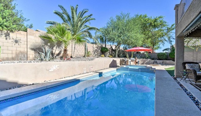 Hot Tub & Mtn Views! Family Getaway in Mesa