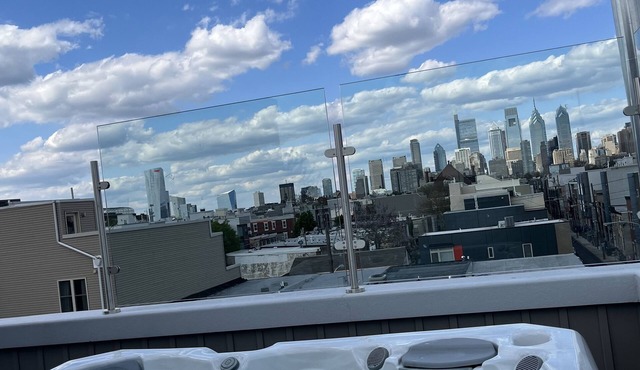 Hot Tub on Roofdeck