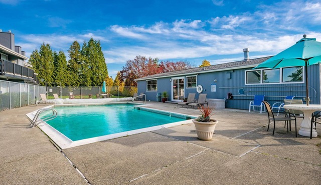 Hot Tub, Pool, WIFI, CC105