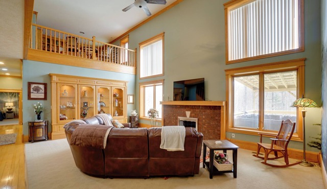 Hot Tub & Private Pond! Spacious McArthur Home