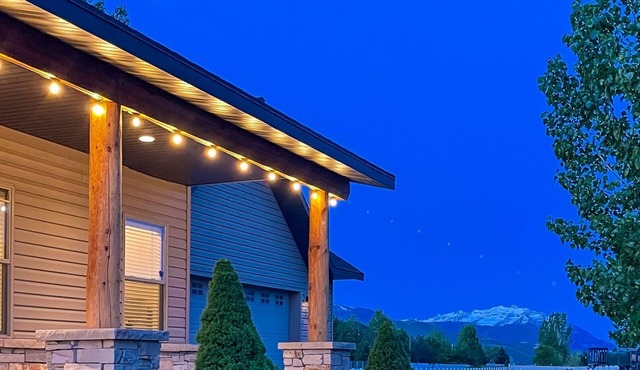 Hot Tub & Sauna w/views, Game Room, Pets, Reunions|, Traeger & Weber Grills