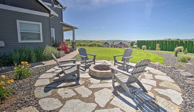 Hot Tub & Seasonal Pool: Remarkable Yakima Getaway