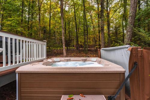 Hot Tub Secluded Fire Pit Hammock