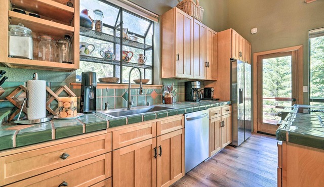 Hot Tub & Ski Shuttle: Northstar Resort House