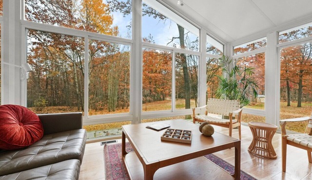 Hot Tub, Spa Bath, Dog Friendly, Modern Farmhouse