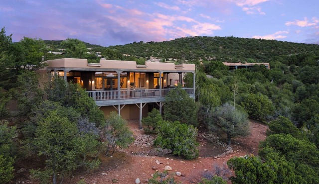 Hot Tub, Sunset Views, Huge Deck, Ski Santa Fe