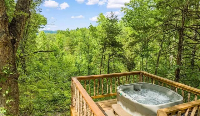 Hot Tub Tower Private Bungalow Buffalo River