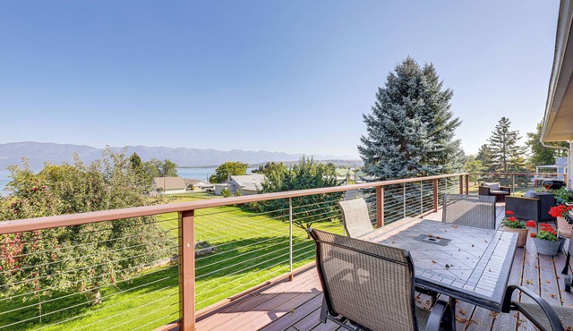 Hot Tub, Views & Private Dock: Polson Haven!