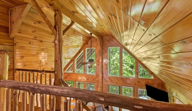 Hot Tub & Wifi - Birdsong - Red River Gorge, KY