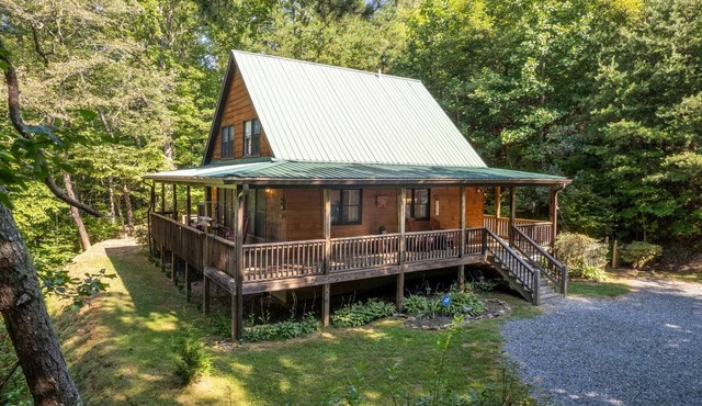 Hot Tub - WIFI - covered deck