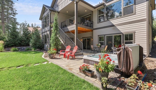 Hot Tub with Lake Views |Blanchard Bliss at Stoneridge Golf Course |Indoor Community Pool|Silverwood