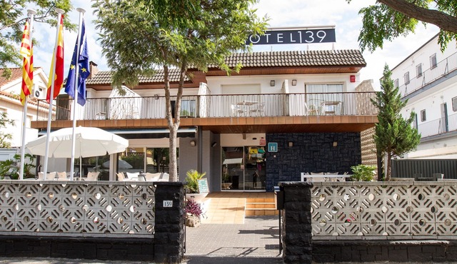 Hotel 139