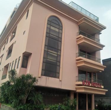 Hotel 678 Kemang Powered By Cocotel