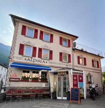 Hotel Alpina