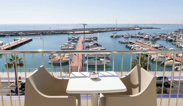 Hotel Ampolla Sol
