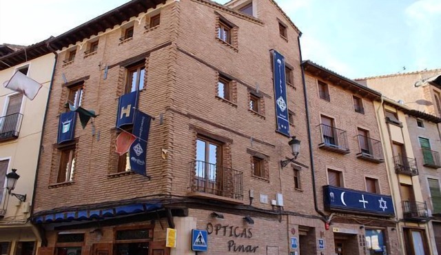 Hotel-Apartamentos Melihah for 4 people