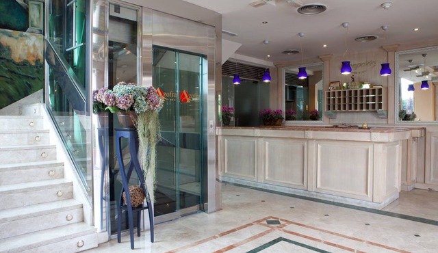 Hotel Azofra