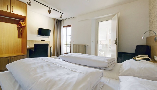 Hotel Bauer Großbettlingen in Grossbettlingen