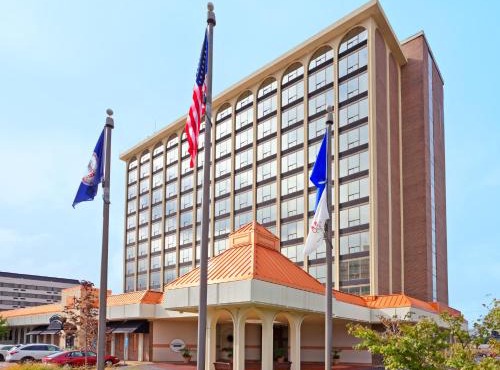 Hotel Belvoir Springfield