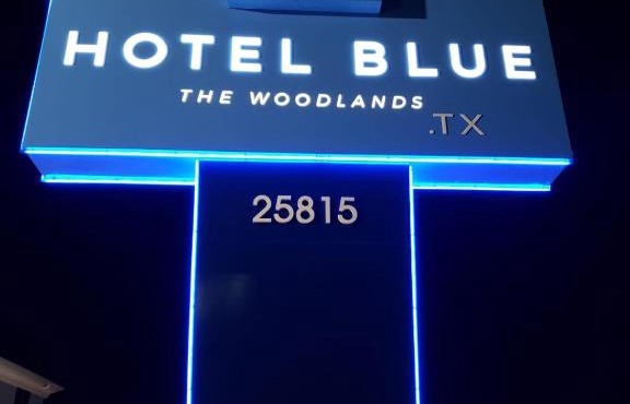Hotel Blue - Woodlands