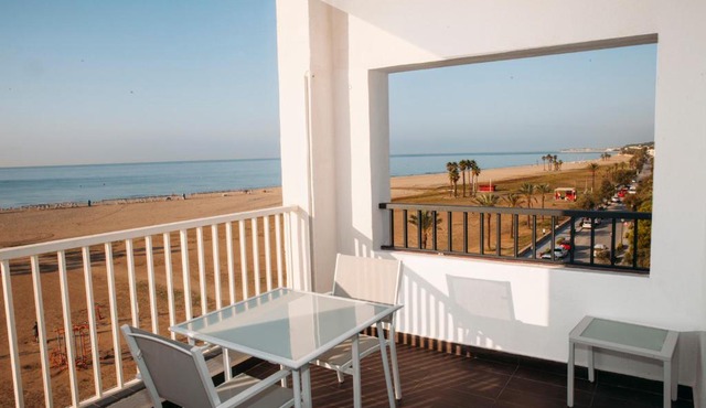 Hotel Brisamar Suites