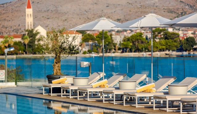 Hotel Brown Beach House & Spa