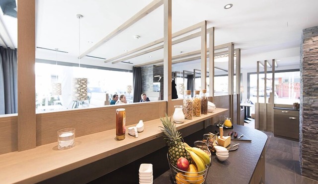 Hotel & Cafe Rubus