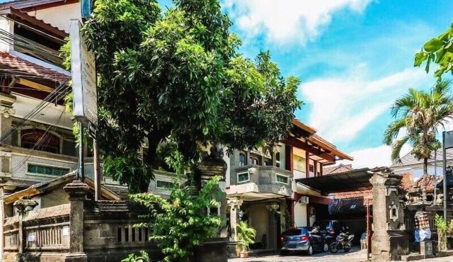 Hotel Candra Adigraha