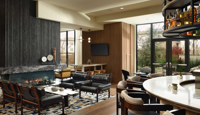 Hotel Centro Sonoma Wine Country, Tapestry Collection Hilton