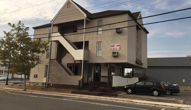 Hotel Charlee Sea Breeze Beach-Suites
