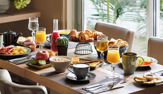 Hotel Charlemagne By HappyCulture