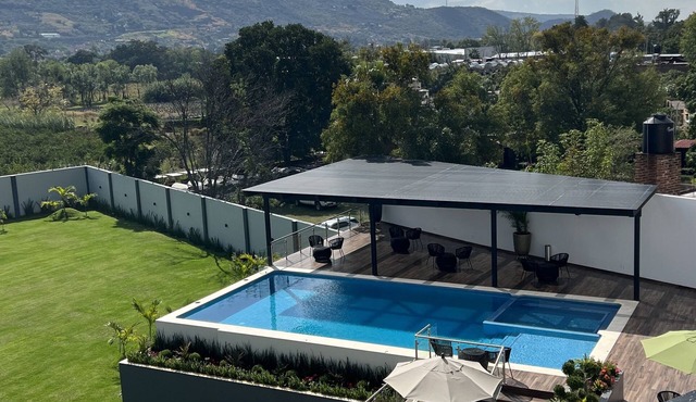 Hotel Cinco Diamantes