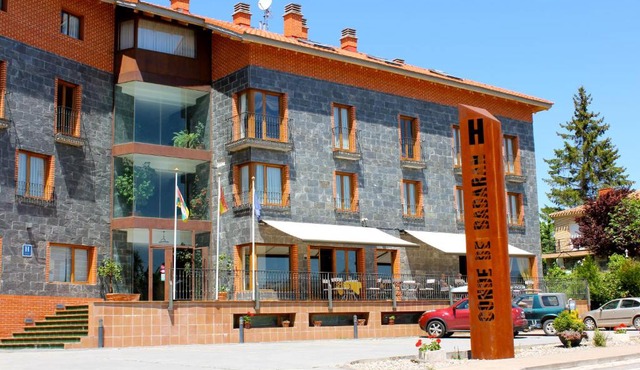 Hotel Conde De Badaran