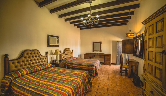 Hotel Cosmos Don Carlos