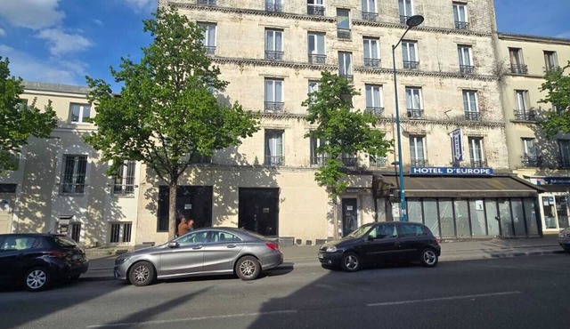 Hotel de l'Europe Pantin