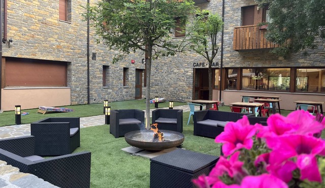 Hotel Els Encantats